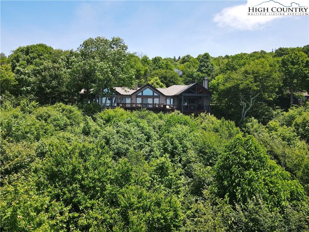 114 Raven Road Beech Mountain, NC 28604 - Photo 49 of 50 Gallery Image 49