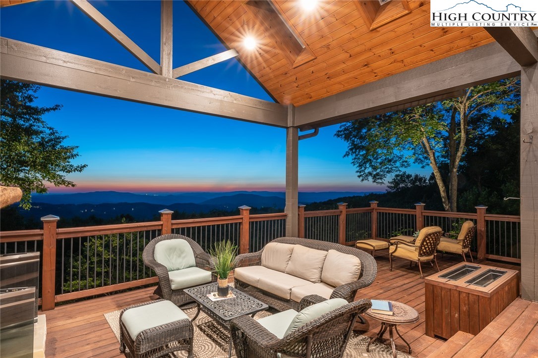 114 Raven Road Beech Mountain, NC 28604 - Photo 6 of 50 Gallery Image 6