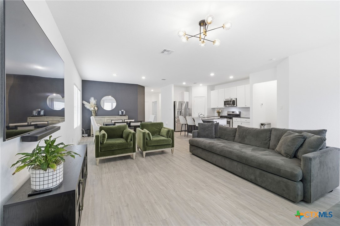 6067 Draw Loop Bulverde, TX 78163 - Photo 17 of 48