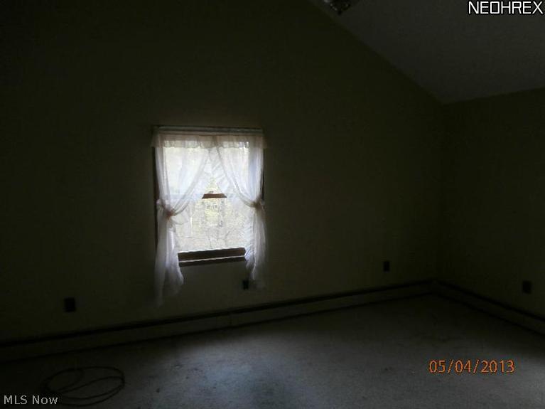 9165 Robinson Road Chardon, OH 44024 - Photo 11 of 15