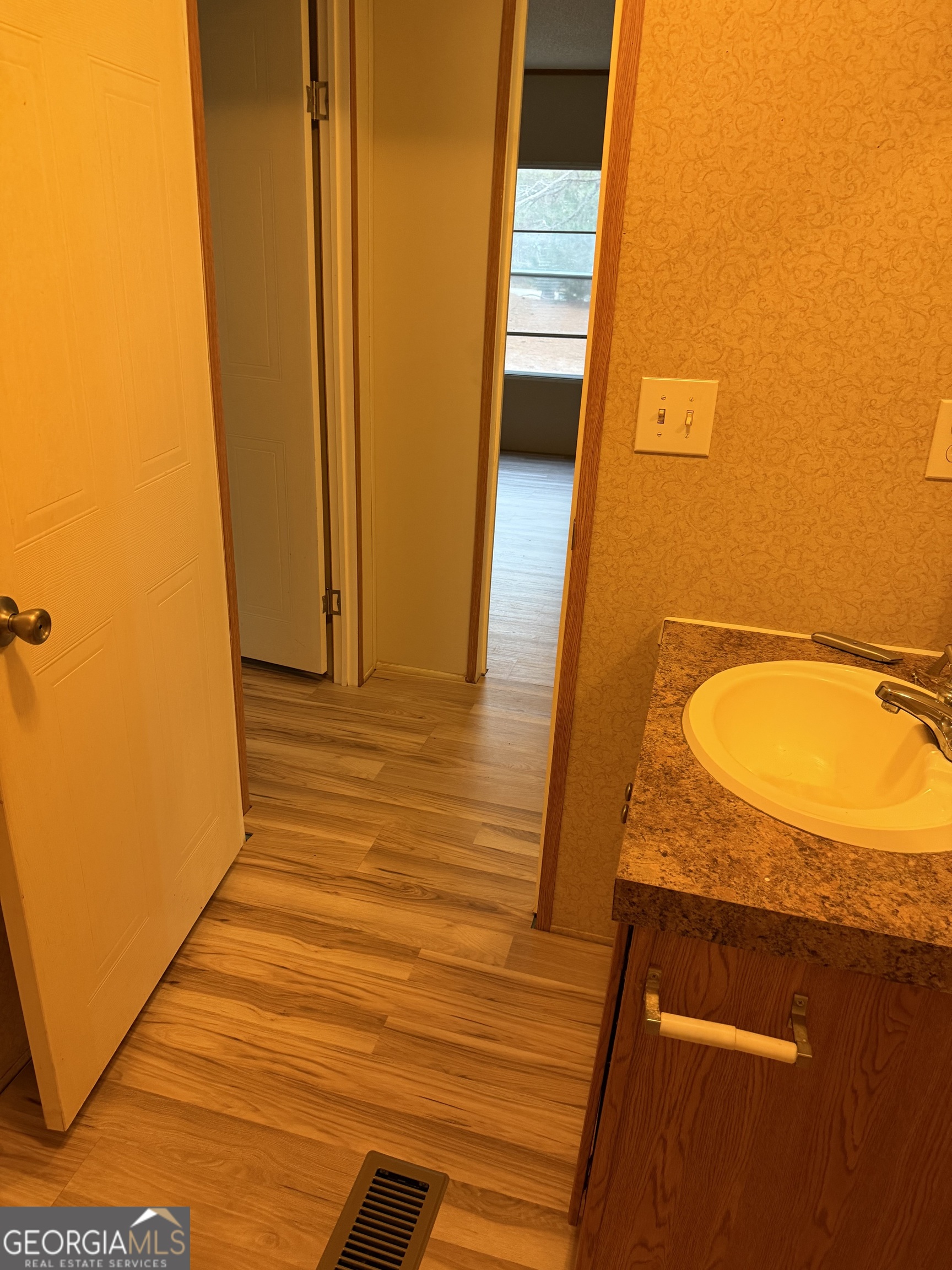 640 Beasley Road Cadwell, GA 31009 - Photo 5 of 6 a view of wooden floor