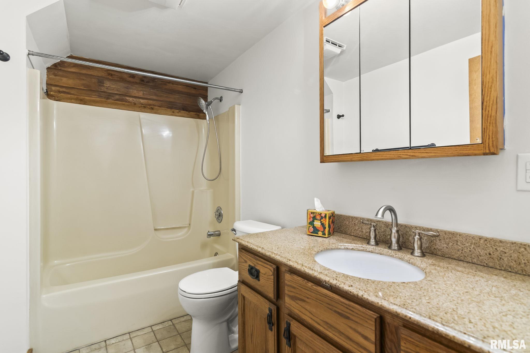 11266 Timber View Lane Athens, IL 62613 - Photo 34 of 46