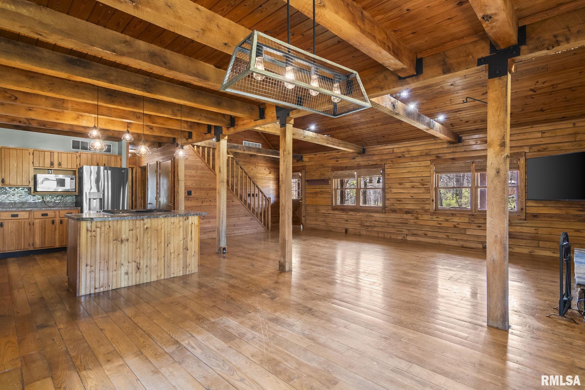 11266 Timber View Lane Athens, IL 62613 - Photo 9 of 46