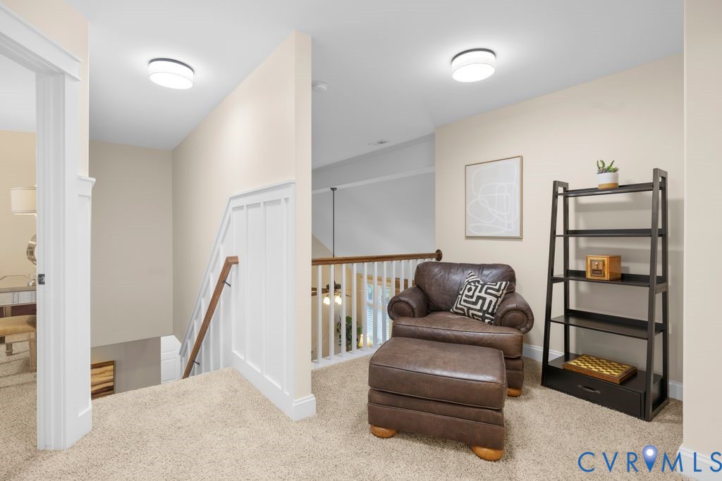 11518 Barrows Ridge Lane Chesterfield, VA 23838 - Photo 26 of 41 a living room with furniture