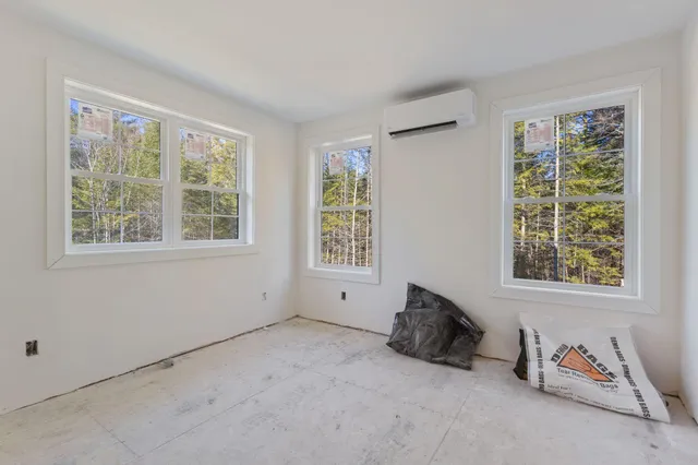 $749,900 | 36 Blackthorne Lane, Gray, ME 04039