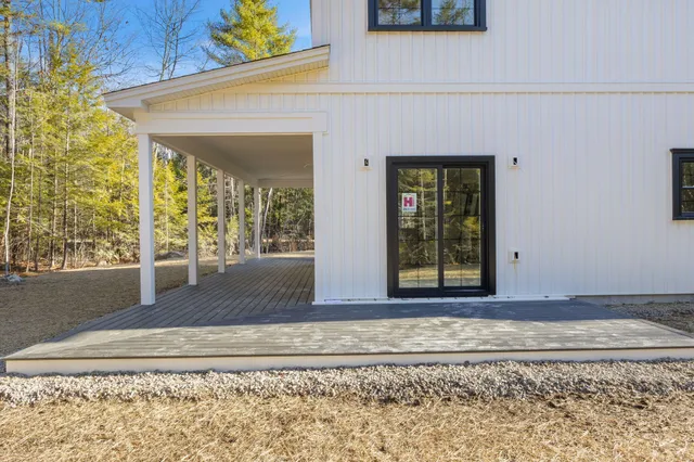 $749,900 | 36 Blackthorne Lane, Gray, ME 04039