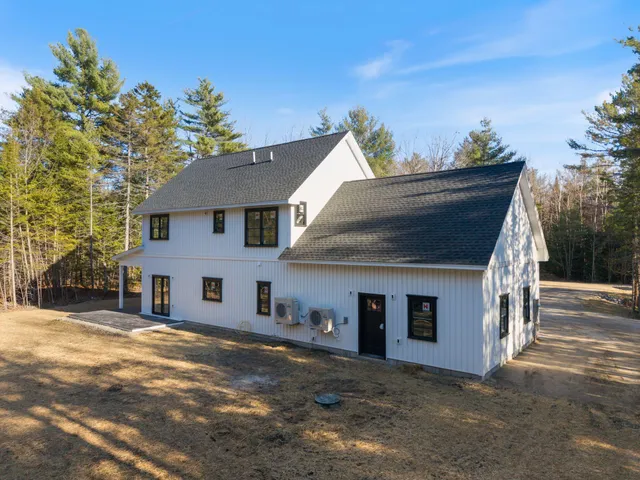 $749,900 | 36 Blackthorne Lane, Gray, ME 04039
