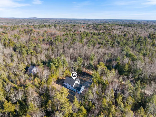 $749,900 | 36 Blackthorne Lane, Gray, ME 04039
