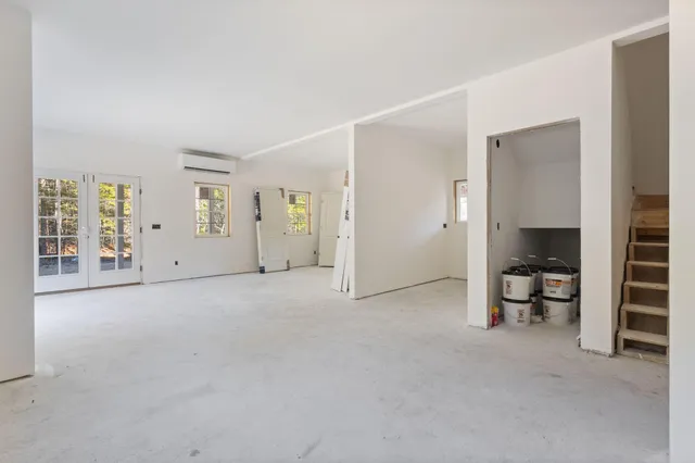 $749,900 | 36 Blackthorne Lane, Gray, ME 04039