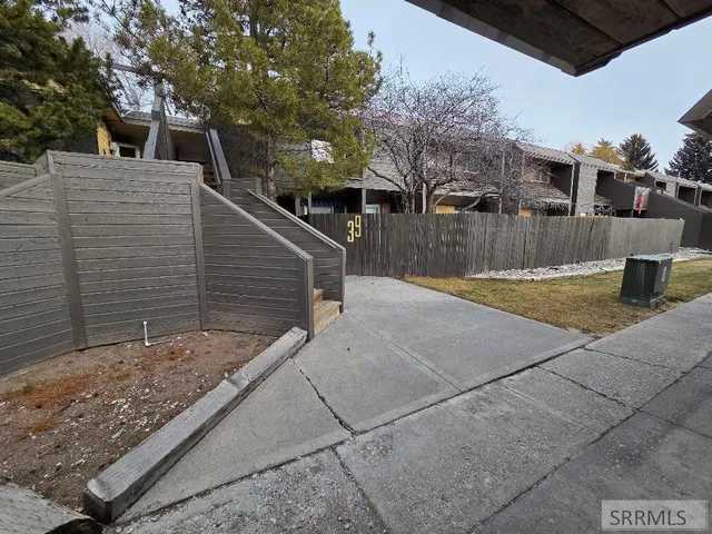 $225,000 | 220 North Fanning Avenue, Unit 39, Idaho Falls, ID 83401