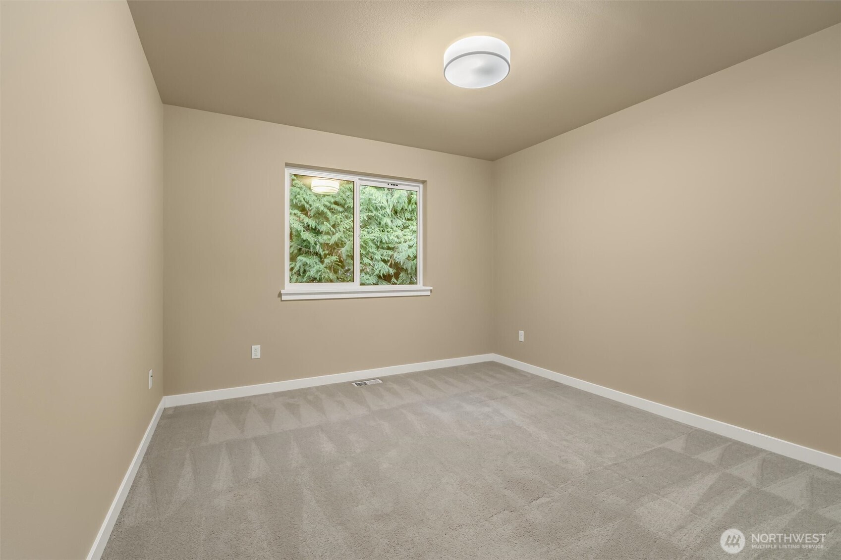 21707 2nd Avenue Southeast Bothell, WA 98021 - Photo 25 of 37 an empty room with windows