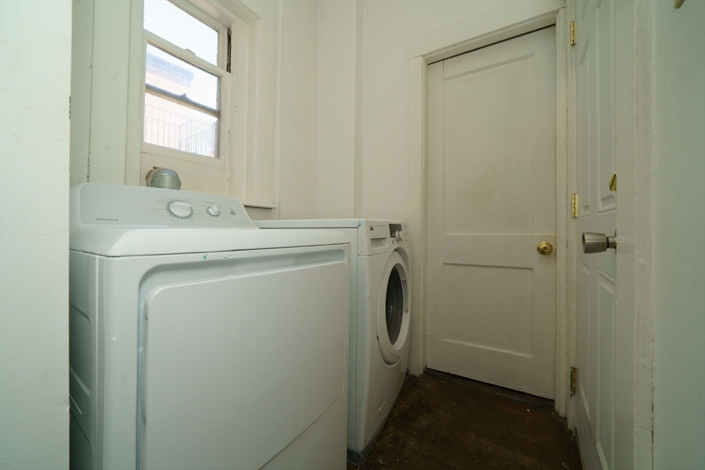 39 Strathmore Road, Unit 3 Boston, MA 02135 - Photo 13 of 18