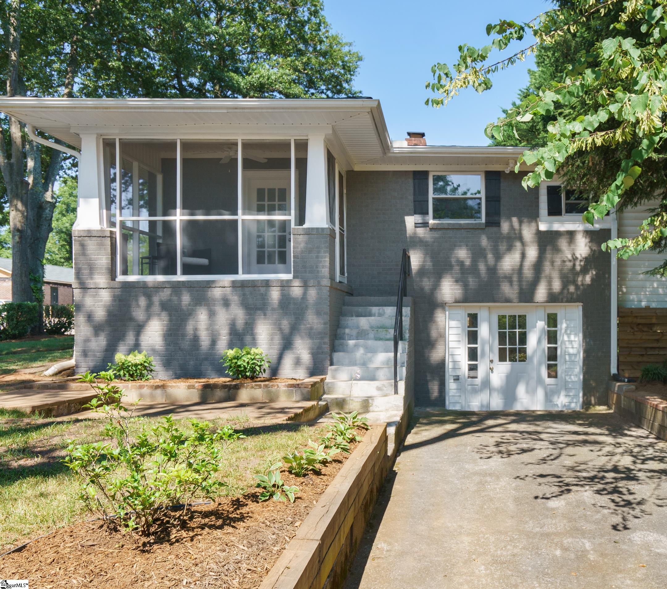 207 Dime Street Greenville, SC 29607 - Photo 5 of 36