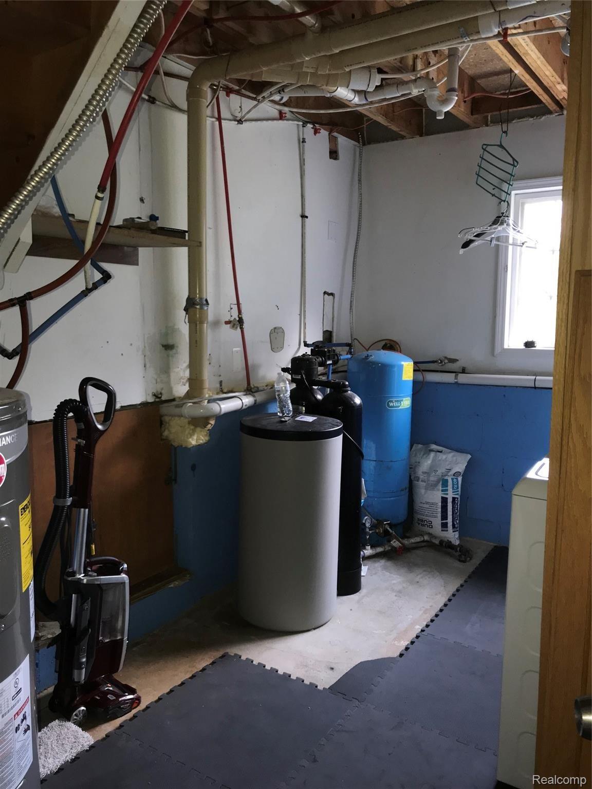 10236 West Sober Road Perry, MI 48872 - Photo 72 of 75 6D84AC88-C245-4769-A032-B28F8946CFAF.jpeg