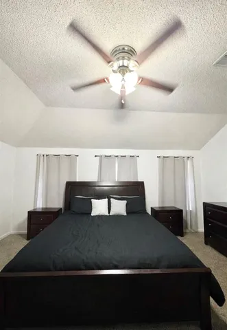 a view of a livingroom with furniture