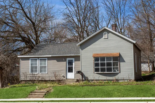 $159,000 | 309 Red Bud Trail North, Buchanan, MI 49107