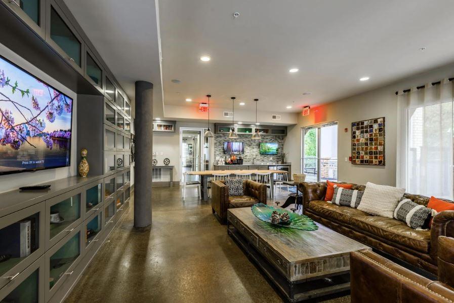 1391 Collier Road Northwest, Unit 2211 Atlanta, GA 30318 - Photo 29 of 43