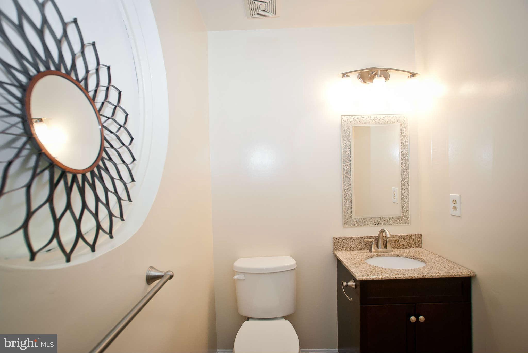 2011 Lyttonsville Road Silver Spring, MD 20910 - Photo 7 of 26 Bath