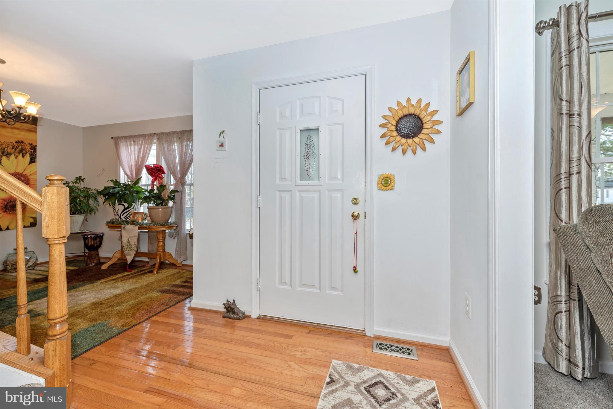 6140 Bartonsville Road Frederick, MD 21704 - Photo 22 of 60 Foyer - front door