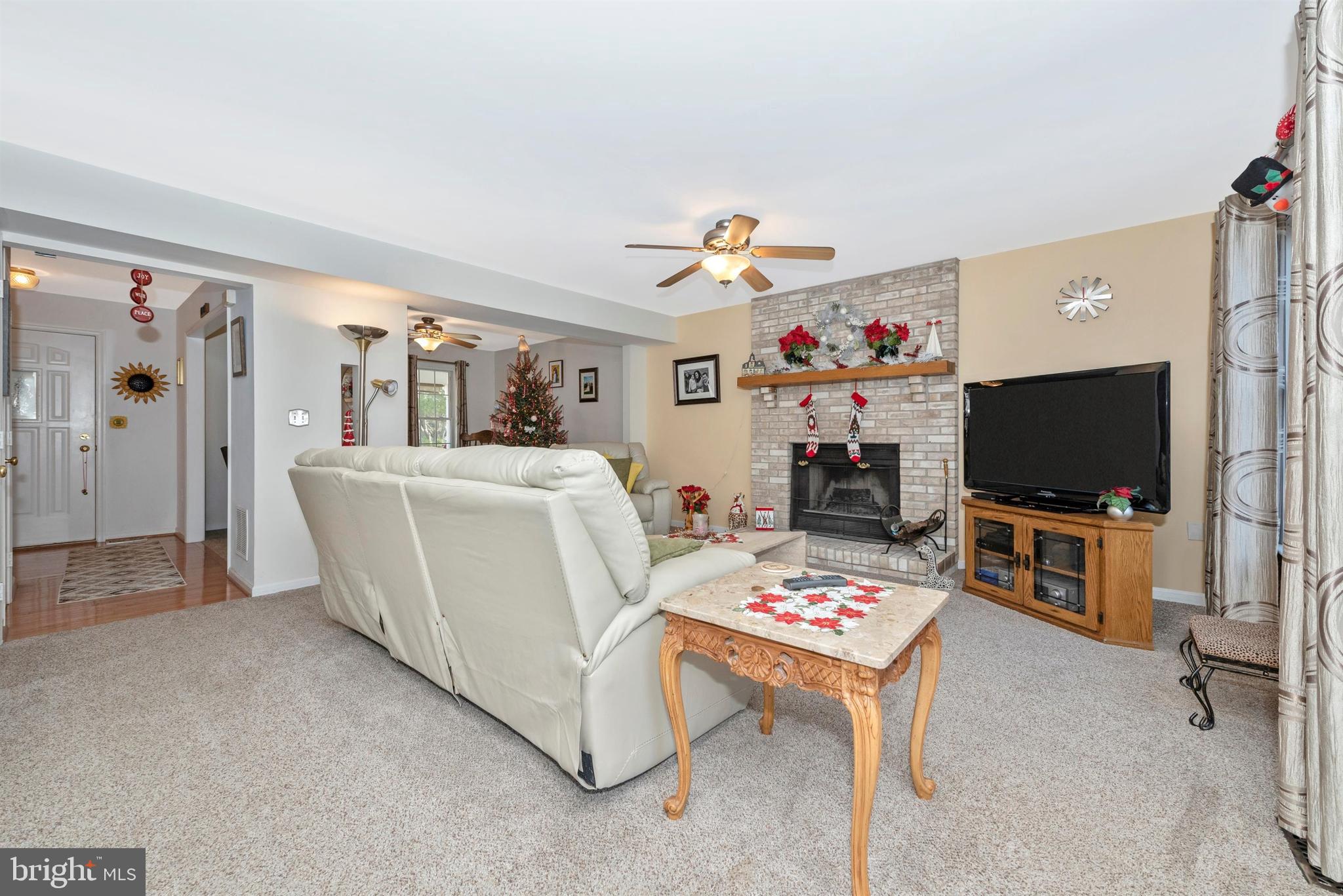 6140 Bartonsville Road Frederick, MD 21704 - Photo 34 of 60 Family room