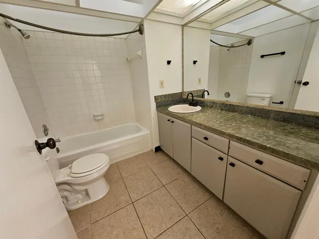 $2,300 | 8047 Northwest 8th Street, Unit 8047, Fort Lauderdale, FL 33324