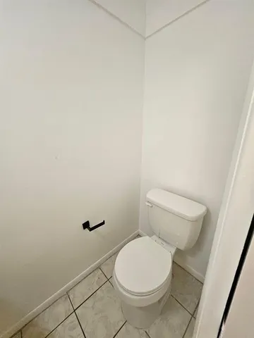 $2,300 | 8047 Northwest 8th Street, Unit 8047, Fort Lauderdale, FL 33324