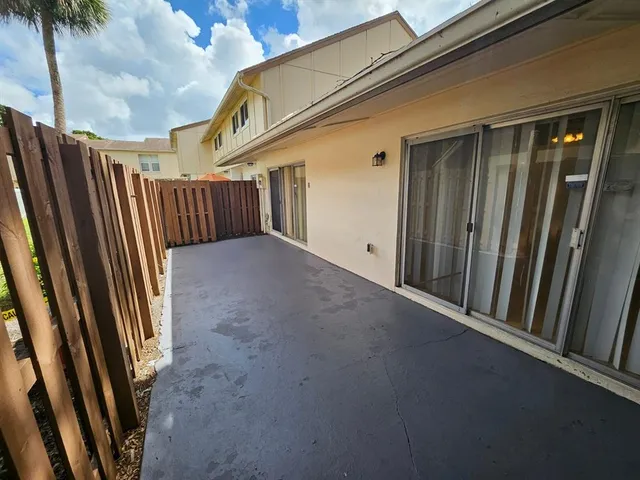 $2,300 | 8047 Northwest 8th Street, Unit 8047, Fort Lauderdale, FL 33324