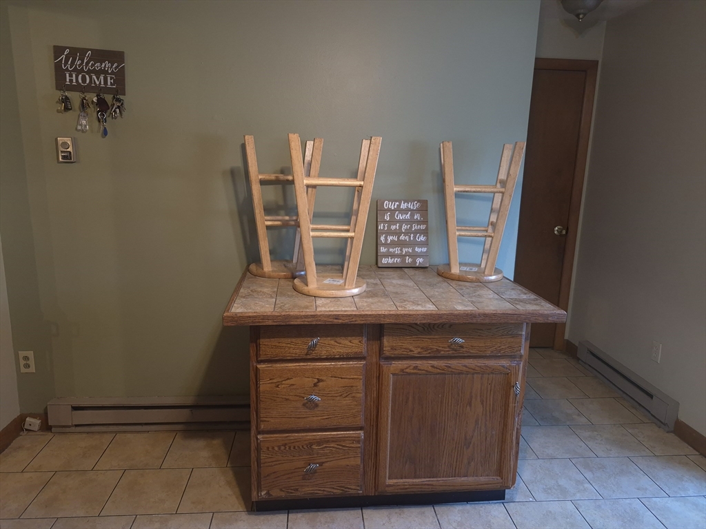 865 Wilbraham Road Springfield, MA 01109 - Photo 11 of 21