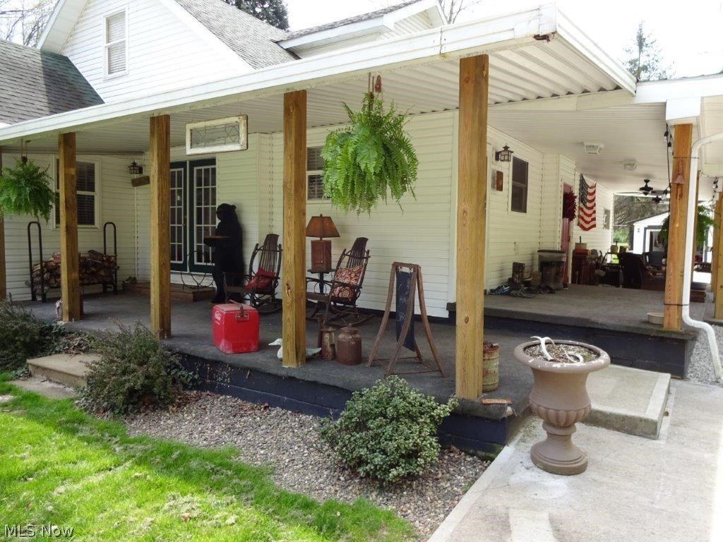 9834 Charleston Road Walton, WV 25286 - Photo 4 of 33 Gallery Image 4