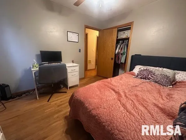 $185,000 | 403 Pendik Street, Jacksonville, IL 62650