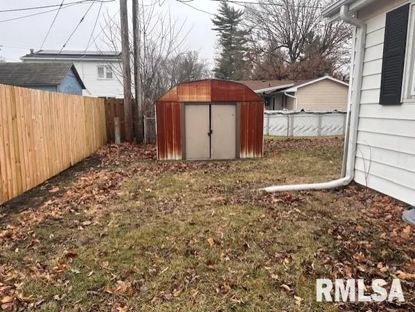 $185,000 | 403 Pendik Street, Jacksonville, IL 62650