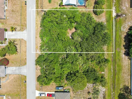 $165,000 | 1538 Southwest Hackensack Avenue, Port St. Lucie, FL 34953