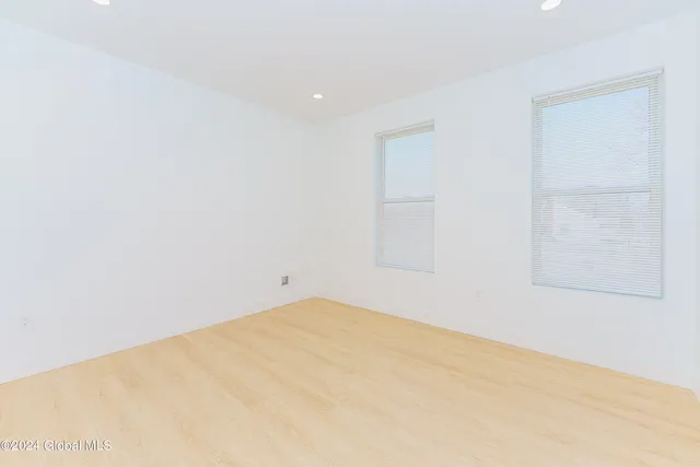 $2,500 | 1133 Loudon Road, Unit 201, Cohoes, NY 12047