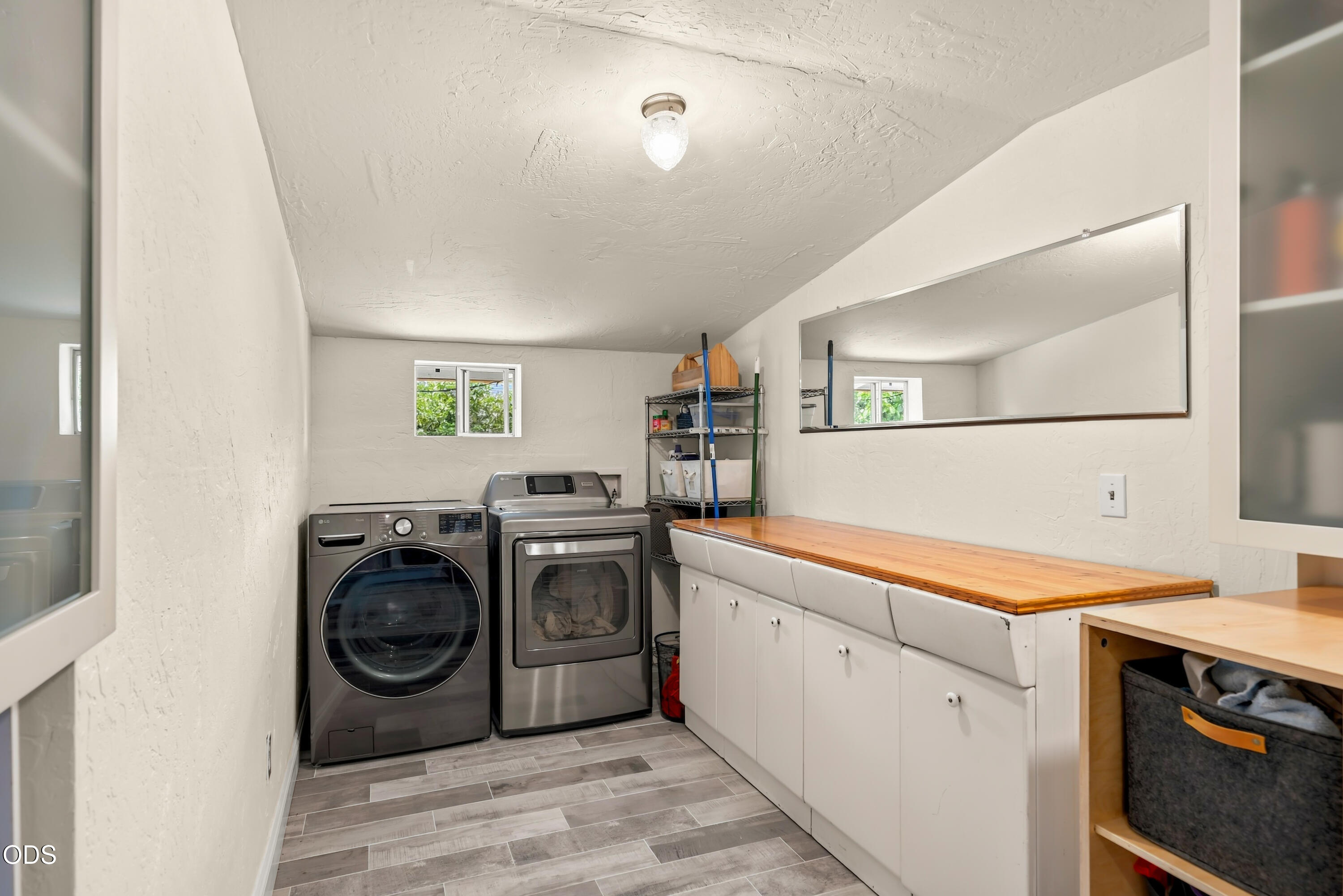 322 North 3rd Street Central Point, OR 97502 - Photo 28 of 68