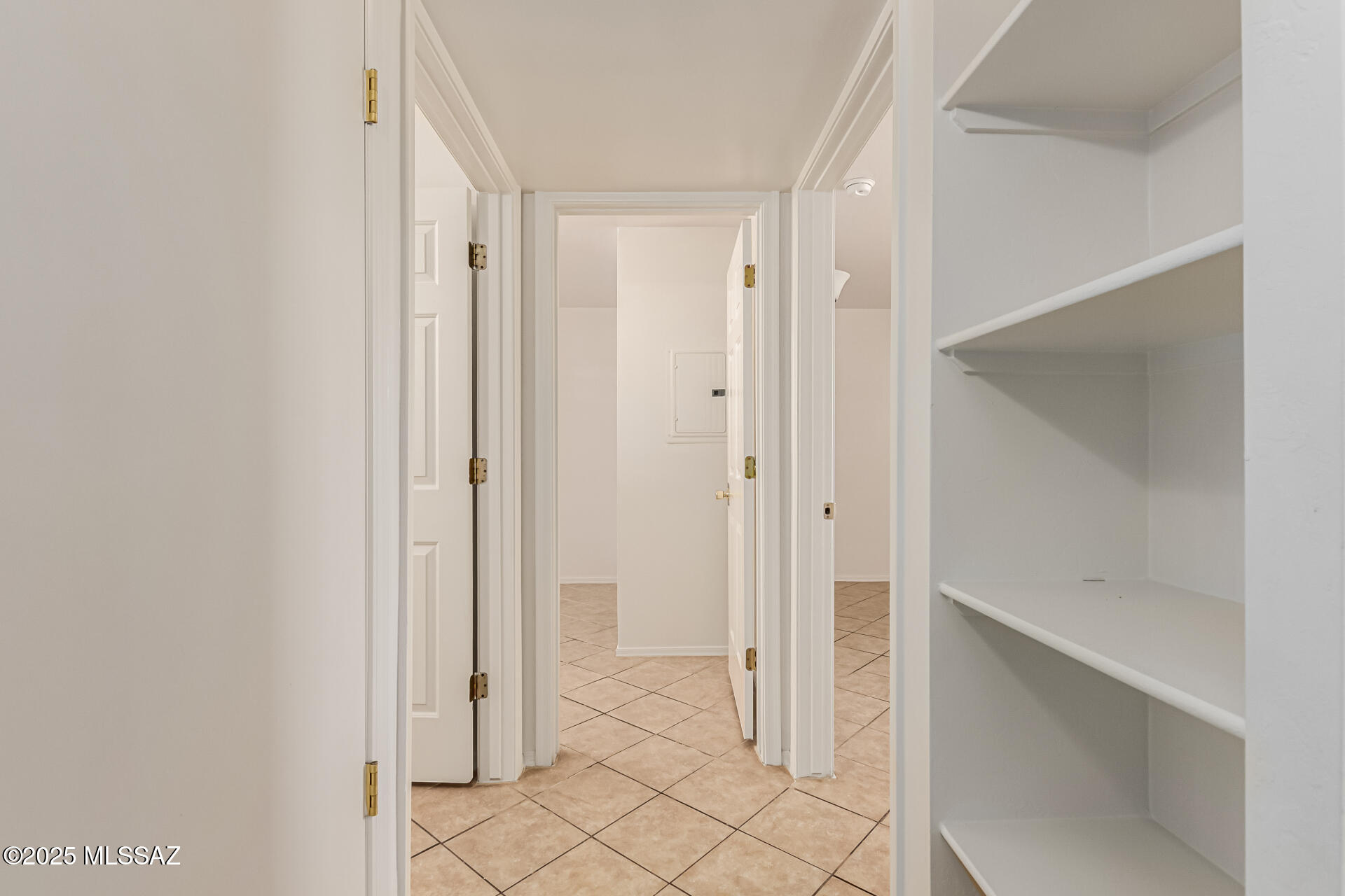 350 North Silverbell Road, Unit 16 Tucson, AZ 85745 - Photo 11 of 23 Gallery Image 11