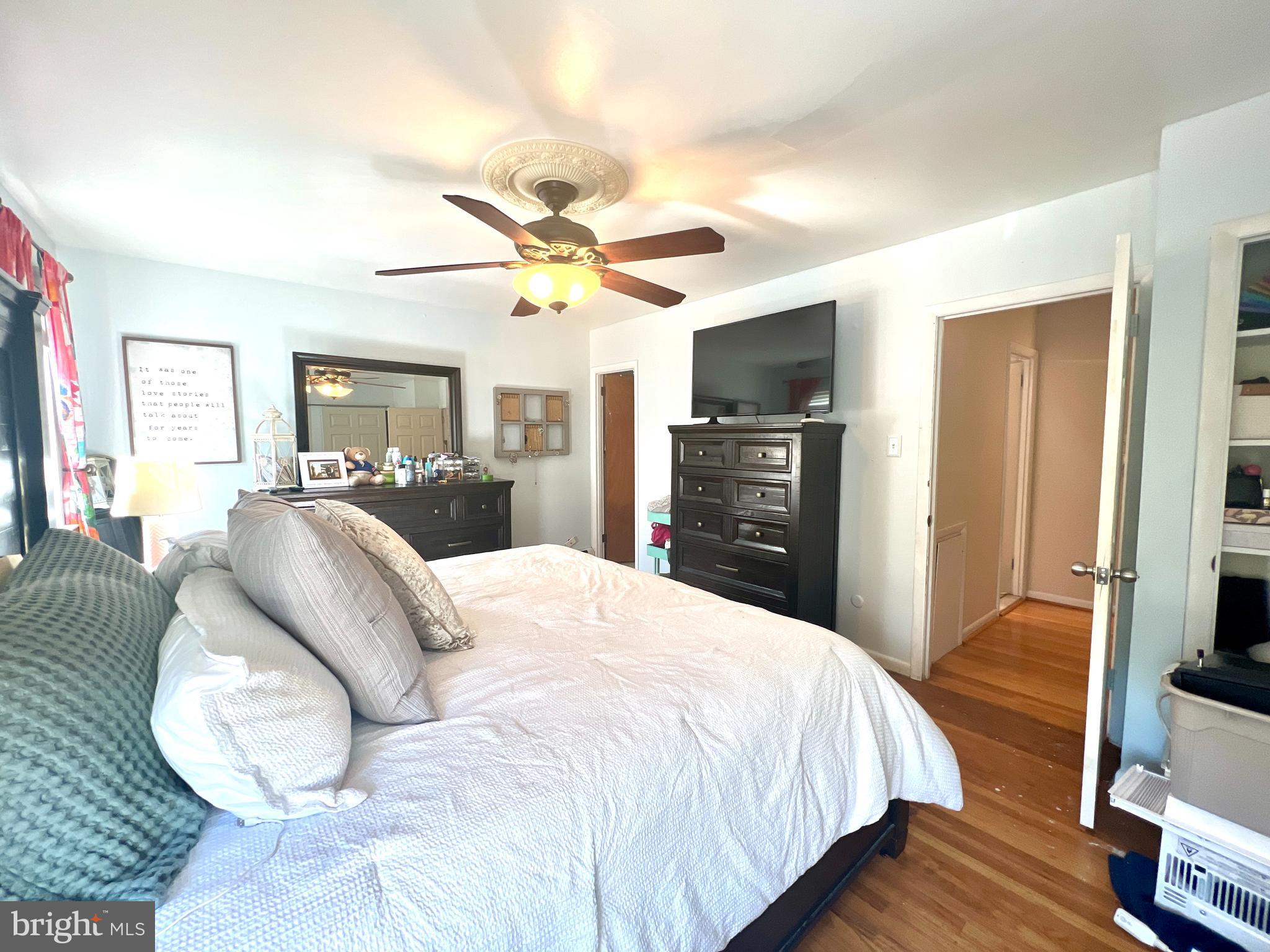 845 West Bells Mill Road Philadelphia, PA 19128 - Photo 15 of 25