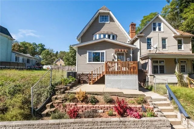 $195,000 | 722 Fairston Street, Crafton Heights, PA 15204