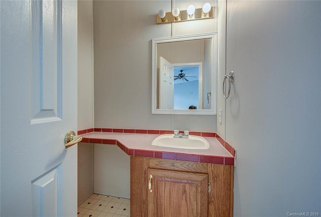 125 Cooks Lake Road Gastonia, NC 28056 - Photo 14 of 22