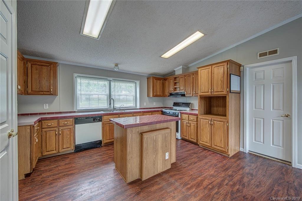 125 Cooks Lake Road Gastonia, NC 28056 - Photo 10 of 22