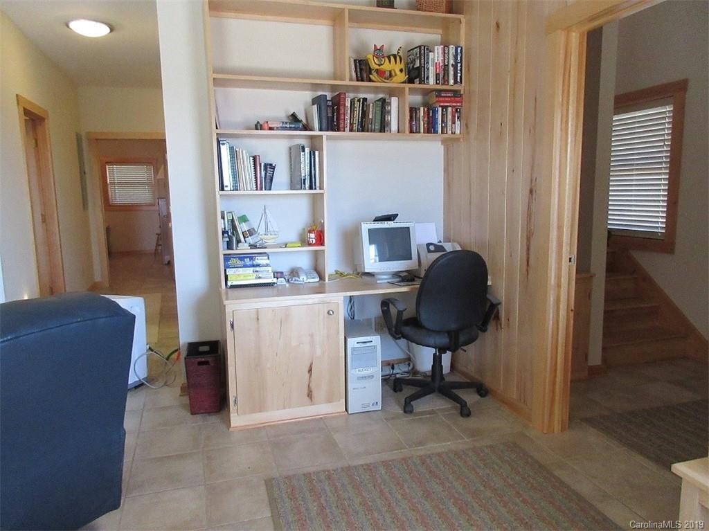 53 Lucerne Strasse Road, Unit 66 Marion, NC 28752 - Photo 18 of 30 Gallery Image 18