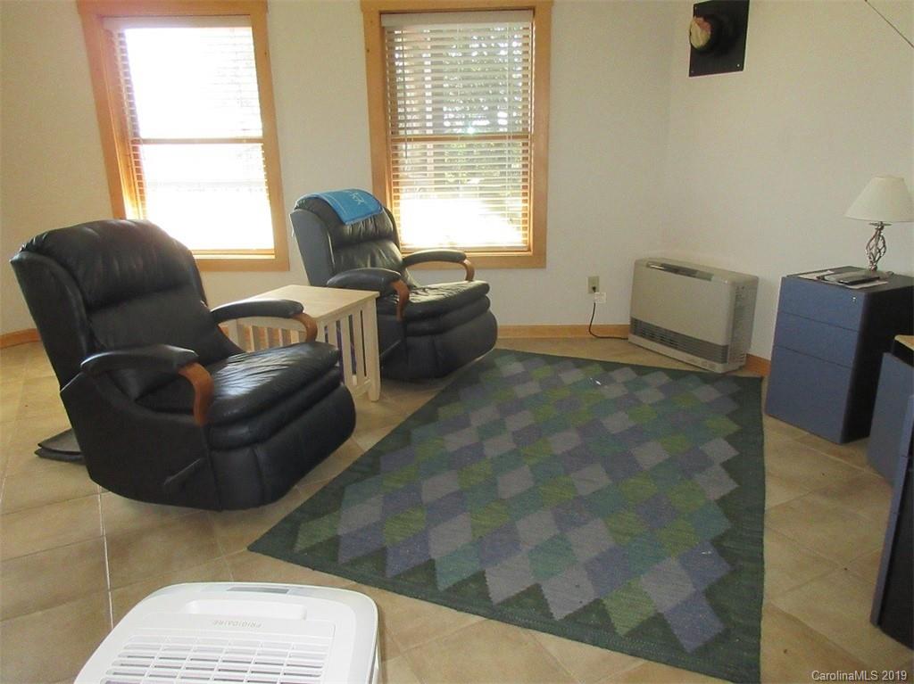 53 Lucerne Strasse Road, Unit 66 Marion, NC 28752 - Photo 22 of 30 Gallery Image 22