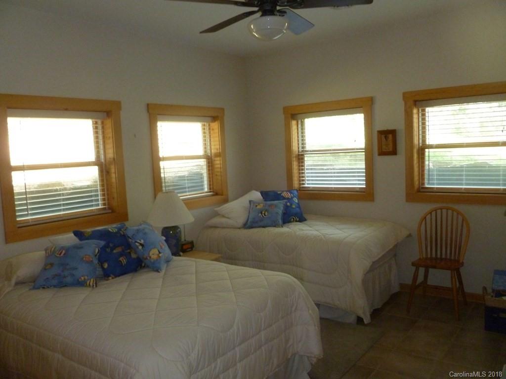 53 Lucerne Strasse Road, Unit 66 Marion, NC 28752 - Photo 9 of 30 Gallery Image 9