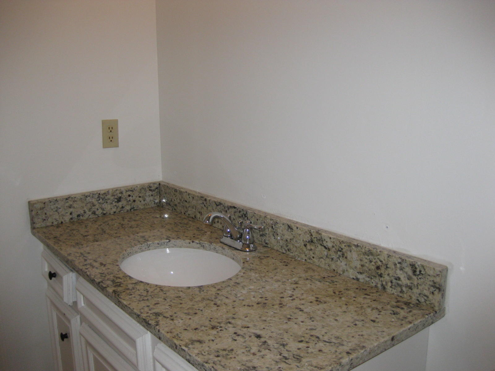 743 Ralston Court Mount Pleasant, SC 29464 - Photo 11 of 13 IMG_1618
