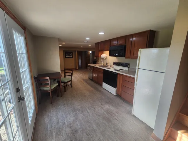 $459,500 | 2408 South Teut Road, Burlington, WI 53105