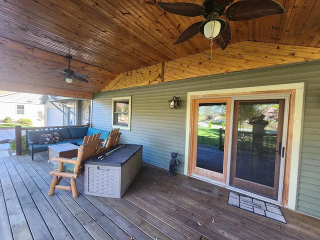 $459,500 | 2408 South Teut Road, Burlington, WI 53105