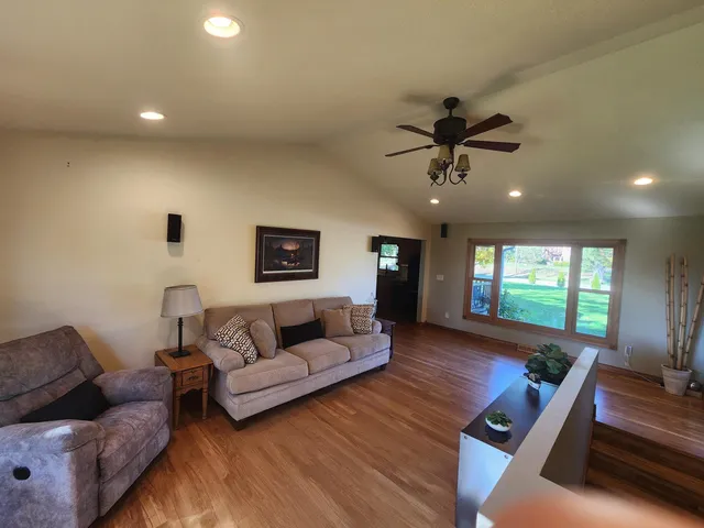 $459,500 | 2408 South Teut Road, Burlington, WI 53105