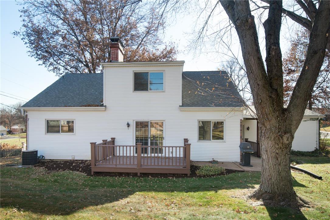 105 Windcliffe Drive Ballwin, MO 63021 - Photo 23 of 24 Gallery Image 23