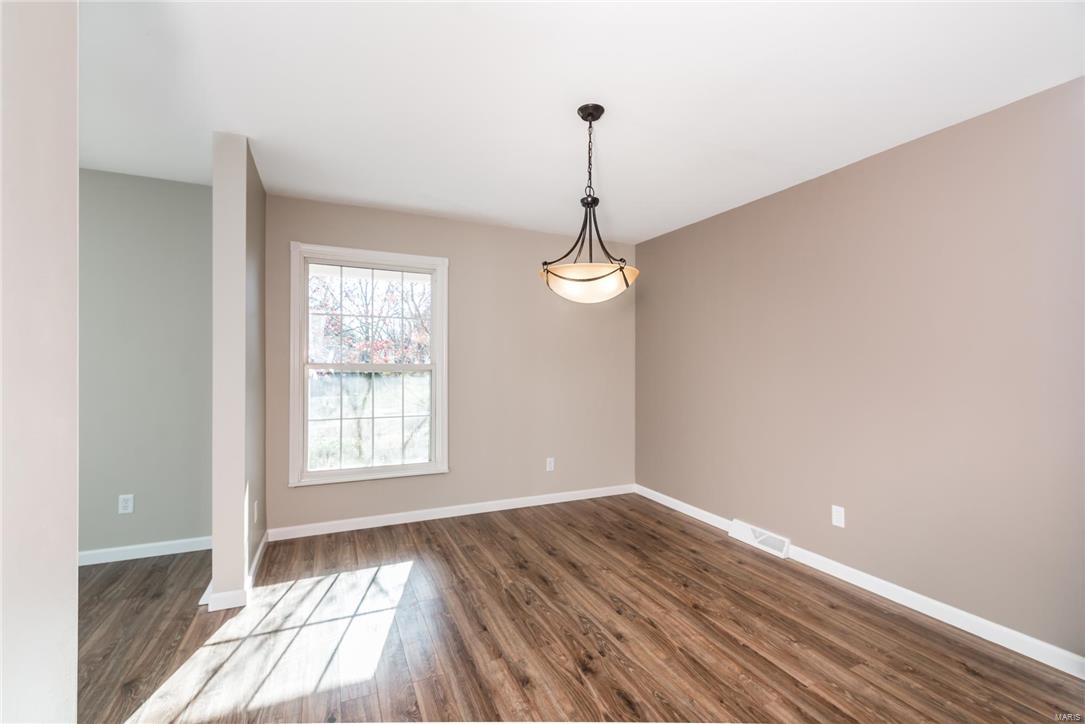 105 Windcliffe Drive Ballwin, MO 63021 - Photo 10 of 24 Gallery Image 10