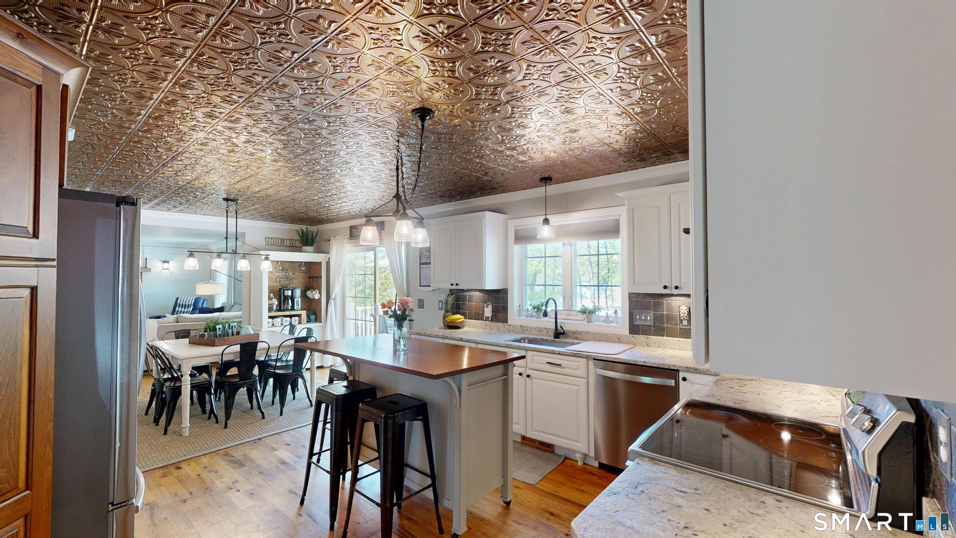 218 Summit Street Southington, CT 06479 - Photo 7 of 40