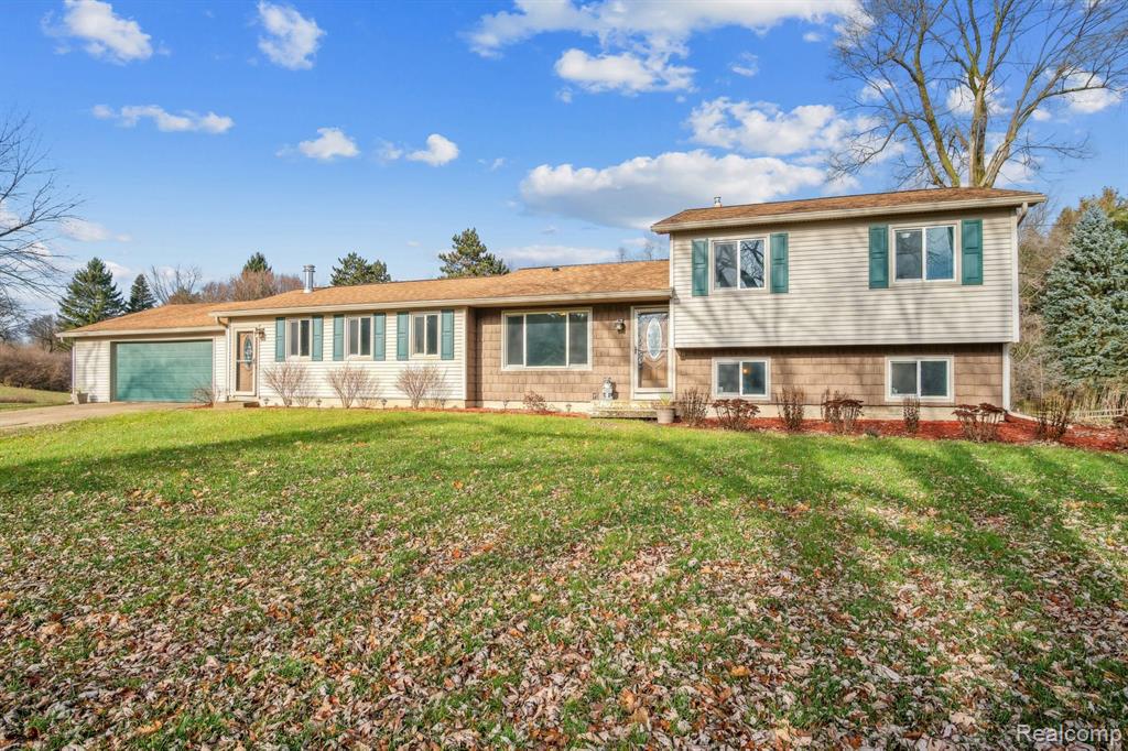 5236 Pratt Road Lapeer, MI 48446 - Photo 1 of 37